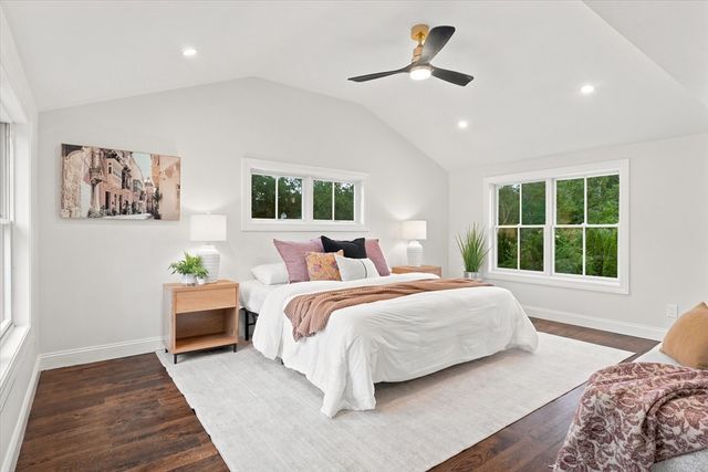 25 Lavalley Ln, Newburyport, MA 01950