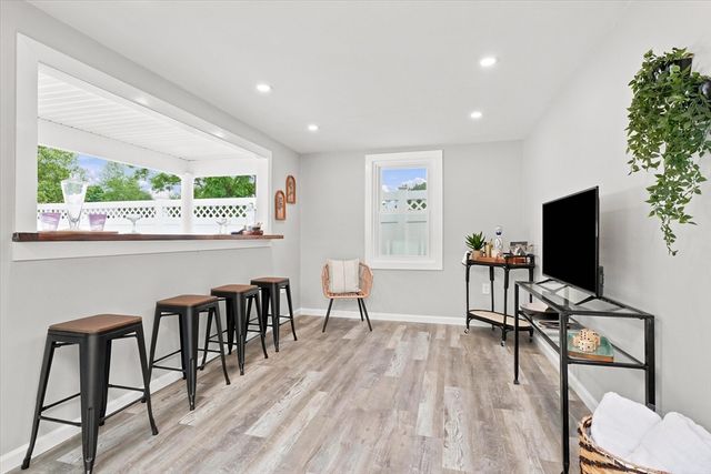 25 Lavalley Ln, Newburyport, MA 01950