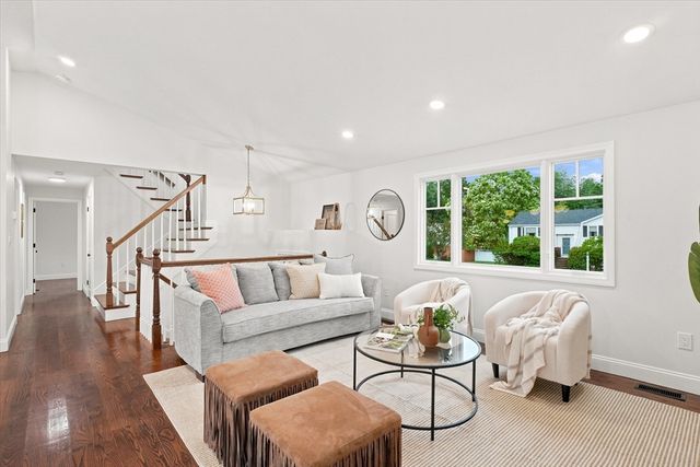 25 Lavalley Ln, Newburyport, MA 01950