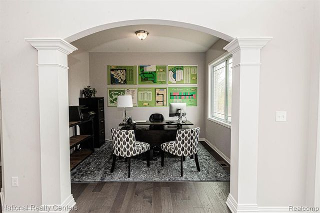 1028 Rochawies Drive, Oakland, MI 48363