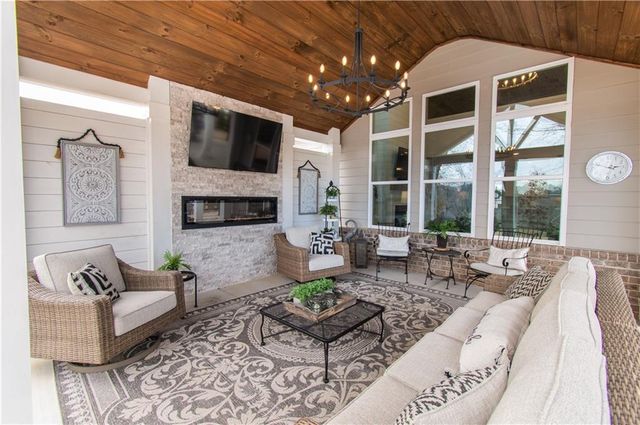 226 Carmichael Drive, Canton, GA 30115