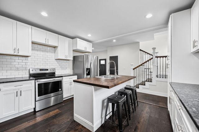 1300 Elliston St, Old Hickory, TN 37138