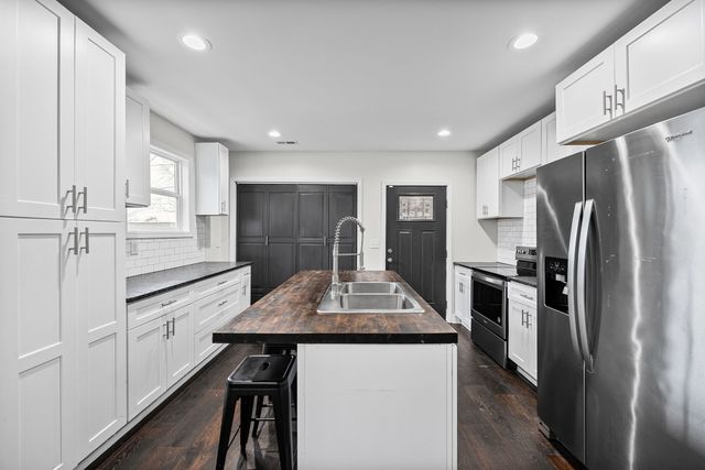 1300 Elliston St, Old Hickory, TN 37138