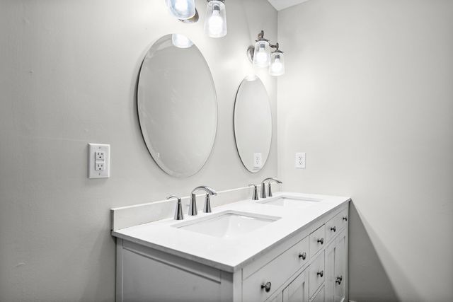 1300 Elliston St, Old Hickory, TN 37138