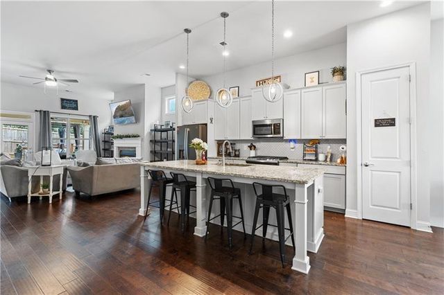 141 Fieldbrook Crossing, Canton, GA 30115