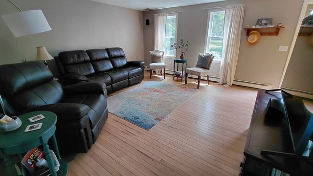 3 Kelly Drive, Middleboro, MA 02346