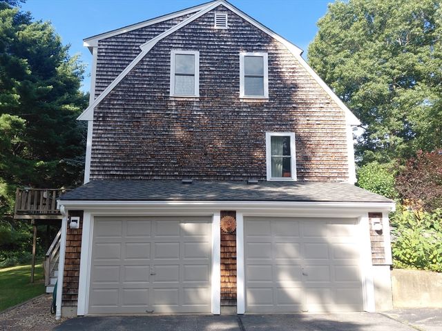 3 Kelly Drive, Middleboro, MA 02346