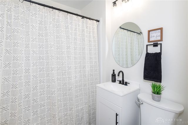 4601 Curundu Avenue, Dayton, OH 45416