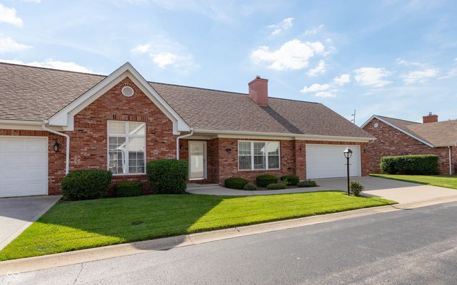 113 Commons Drive, Seymour, IN 47274
