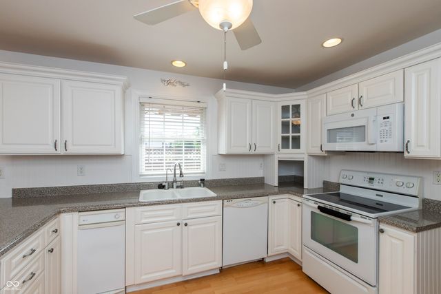 113 Commons Drive, Seymour, IN 47274