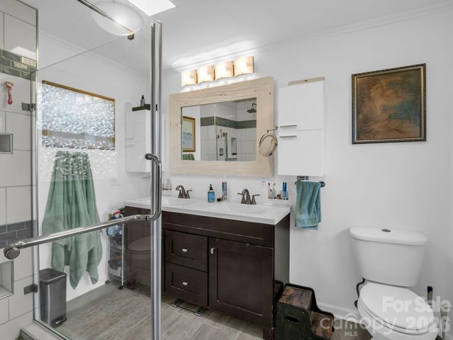 54 Broadway Avenue, Tryon, NC 28782