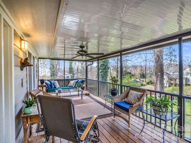 54 Broadway Avenue, Tryon, NC 28782