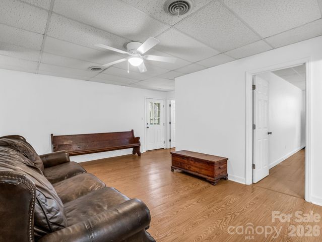 54 Broadway Avenue, Tryon, NC 28782