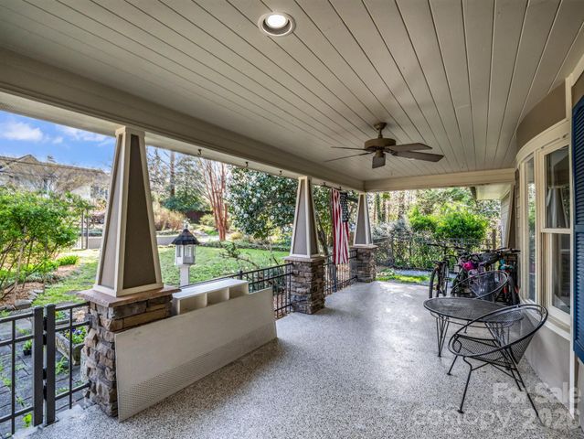 54 Broadway Avenue, Tryon, NC 28782