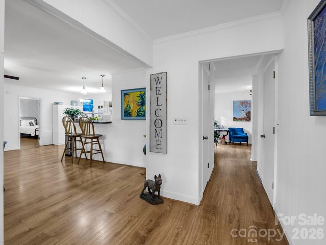 54 Broadway Avenue, Tryon, NC 28782