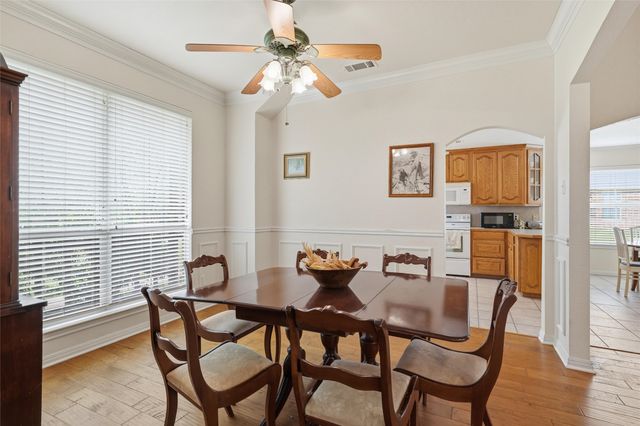 1681 W Tate Avenue, Robinson, TX 76706
