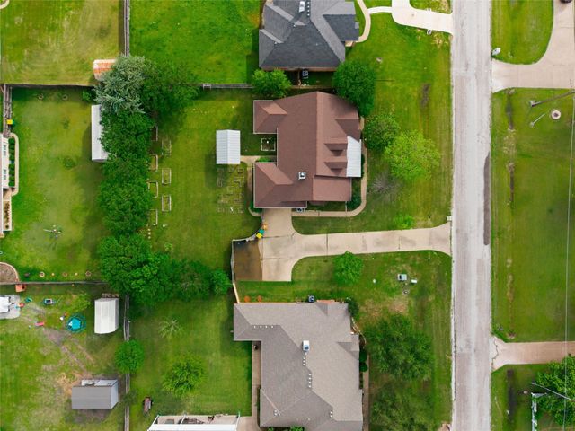 1681 W Tate Avenue, Robinson, TX 76706