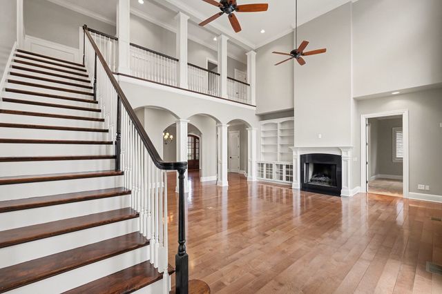 1233 Potter Ln, Gallatin, TN 37066