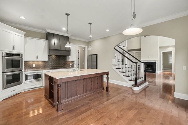 1233 Potter Ln, Gallatin, TN 37066