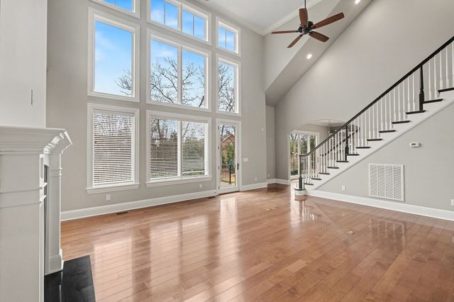 1233 Potter Ln, Gallatin, TN 37066