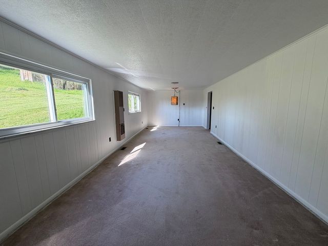 1902 Loretta DRIVE, Penn Hills, PA 15235