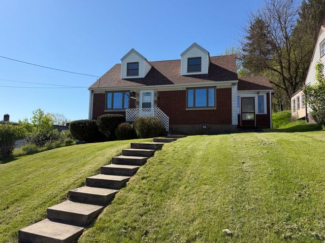 1902 Loretta DRIVE, Penn Hills, PA 15235
