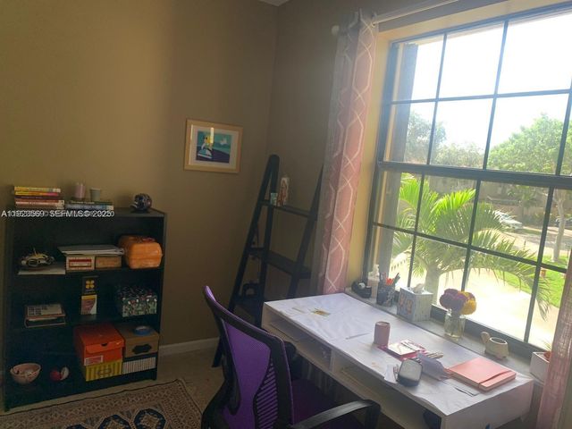 390 City View Dr 390, Fort Lauderdale, FL 33311