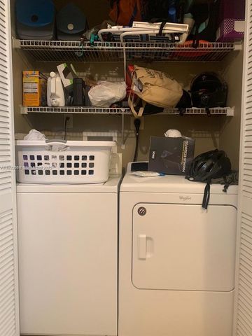 390 City View Dr 390, Fort Lauderdale, FL 33311