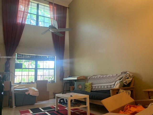 390 City View Dr 390, Fort Lauderdale, FL 33311