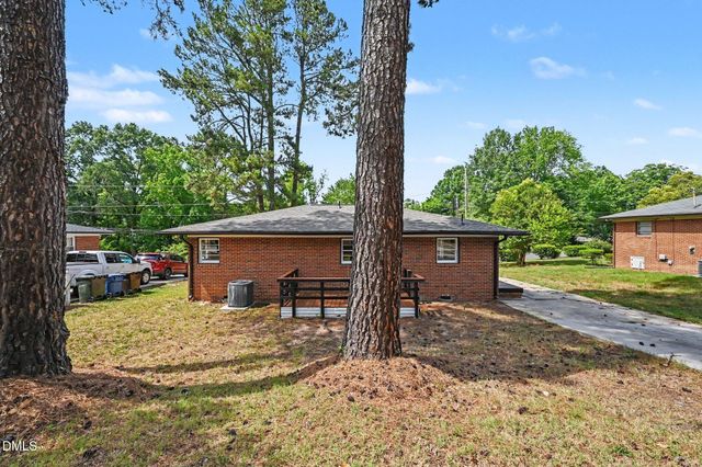 912 Larchwood Drive, Durham, NC 27713