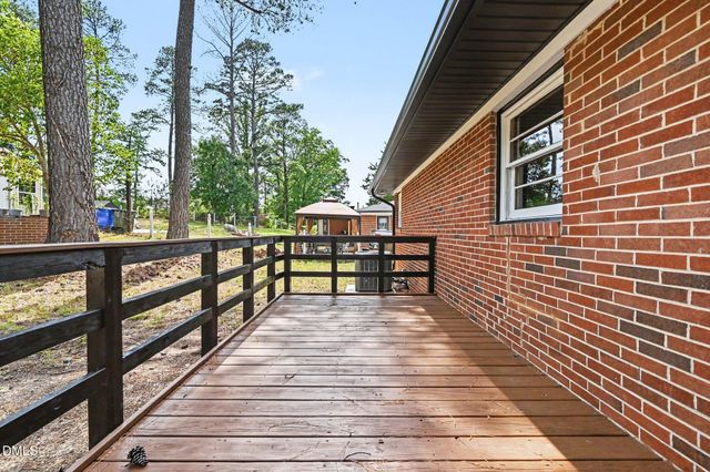 912 Larchwood Drive, Durham, NC 27713
