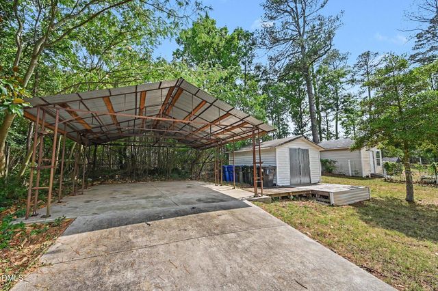 912 Larchwood Drive, Durham, NC 27713