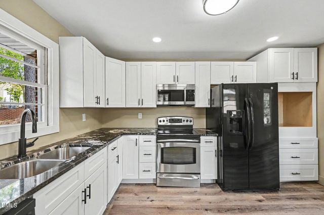 912 Larchwood Drive, Durham, NC 27713