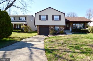 15 N SYRACUSE DR, Cherry Hill, NJ 08034