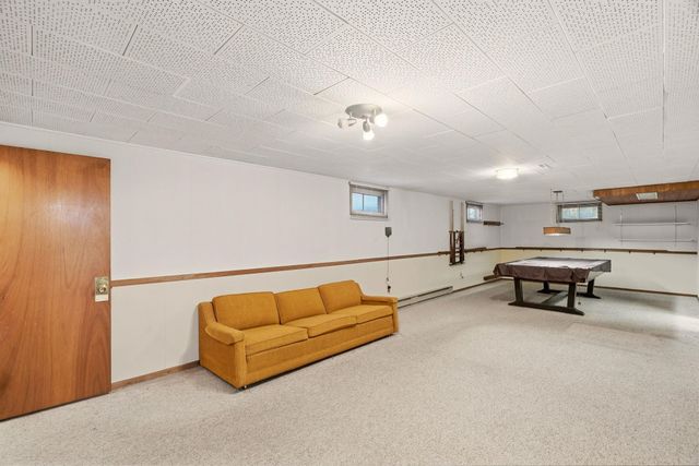 6414 N Fleming St, Spokane, WA 99208