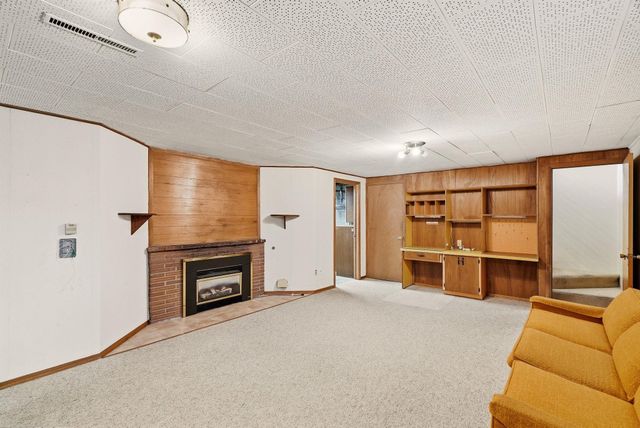 6414 N Fleming St, Spokane, WA 99208