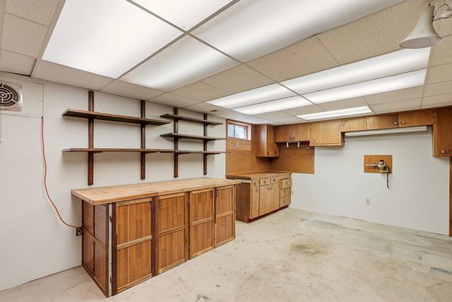 6414 N Fleming St, Spokane, WA 99208