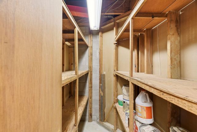 6414 N Fleming St, Spokane, WA 99208