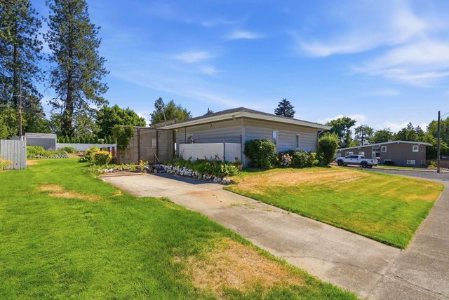 6414 N Fleming St, Spokane, WA 99208