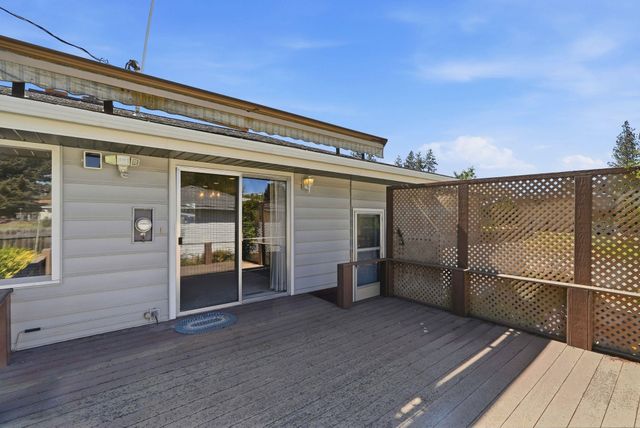 6414 N Fleming St, Spokane, WA 99208