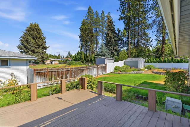 6414 N Fleming St, Spokane, WA 99208