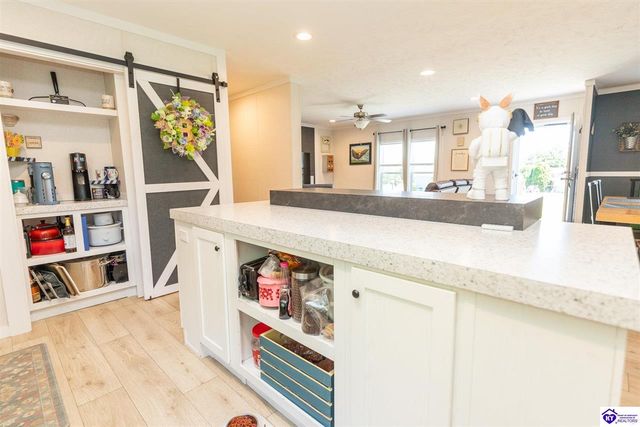 2482 Lake Road, Radcliff, KY 40160