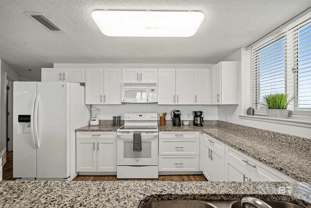 527 Beach Club Trail D-601, Gulf Shores, AL 36542