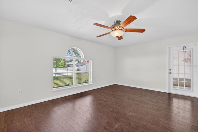 2209 JENNAH CIRCLE, Eustis, FL 32726