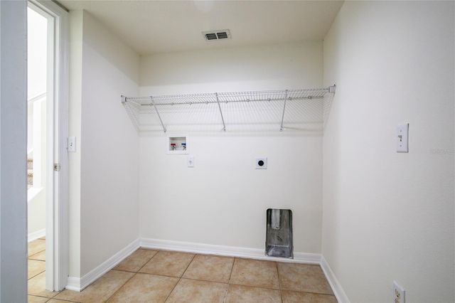 2209 JENNAH CIRCLE, Eustis, FL 32726