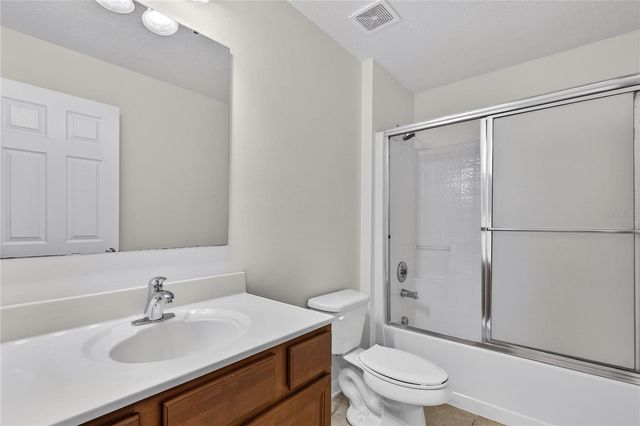 2209 JENNAH CIRCLE, Eustis, FL 32726