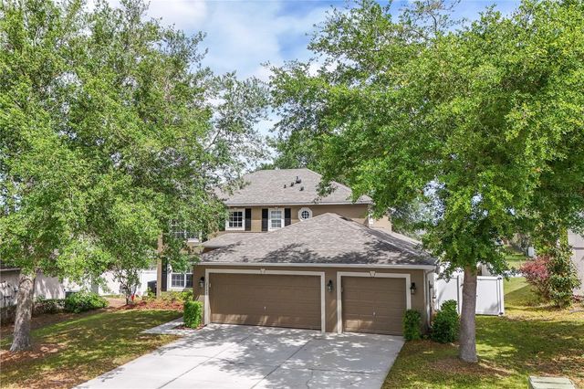 2209 JENNAH CIRCLE, Eustis, FL 32726