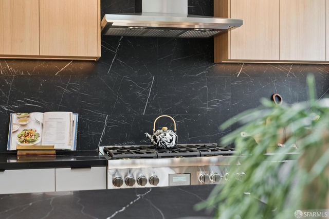 473 Dellbrook Avenue, San Francisco, CA 94131