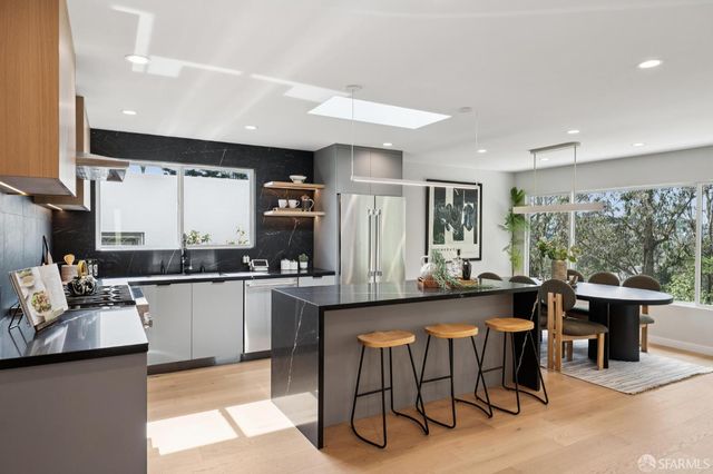 473 Dellbrook Avenue, San Francisco, CA 94131