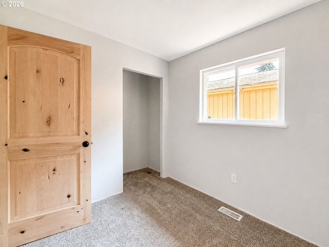 2145 Se 141ST Ave, Portland, OR 97233